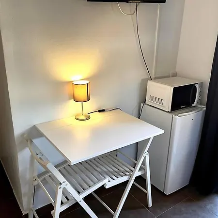 132mt Cozy With Balcony And Kitchen