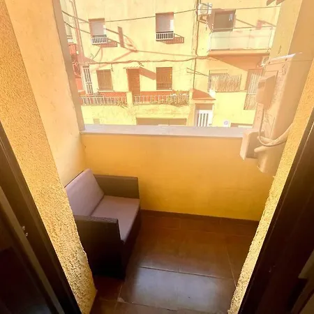 Daire 132mt Cozy With Balcony And Kitchen Mataró